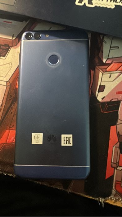 Продам телефон Huawei