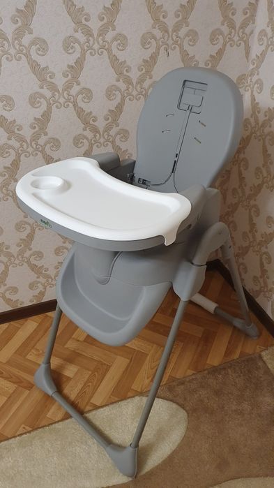 Детский стульчик для кормления