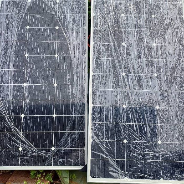 Соларен панел .Два броя соларни панели  по 200w + контролер