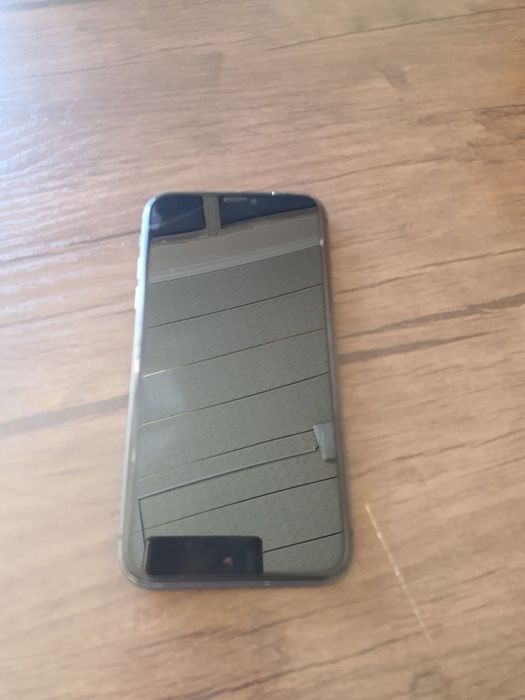 Iphone 11 sotiladi