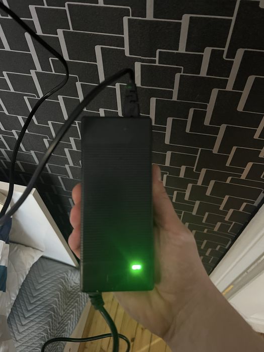 Зарядно за тротинетка