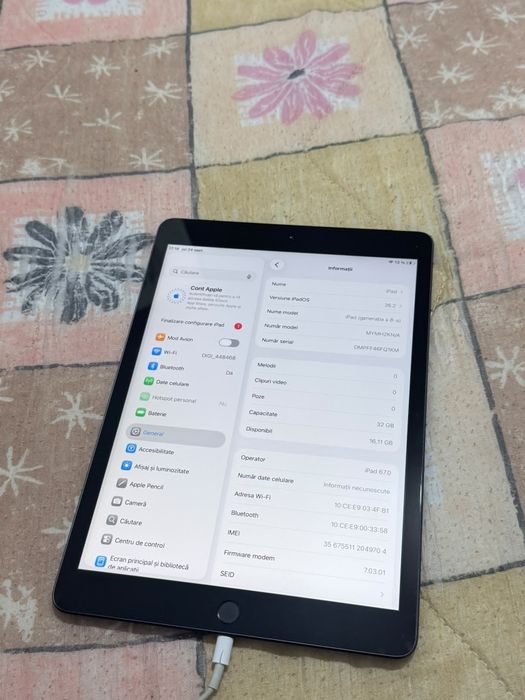 iPad Generația 8 32 GB wifi + SIM 3g