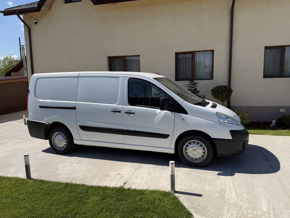 Peugeot expert -varianta lunga 2015