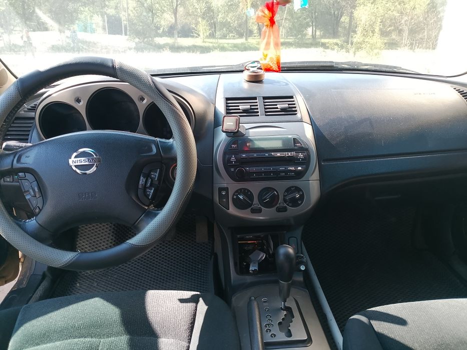 Продам Ниссан срочно