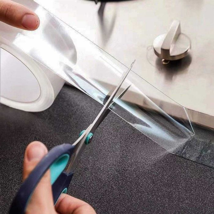 Banda de etansare transparenta autoadeziva rezistenta la apa 5m x 50mm