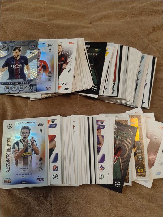 Продавам карти Match Attax 2025-2026
