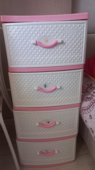 детский пластиковый комод