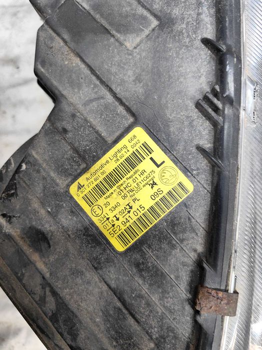 Оригинални   фарове  Шкода Октавия  Skoda Octavia