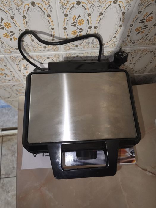 Aparat de făcut gofre / waffle / clătite TESLA