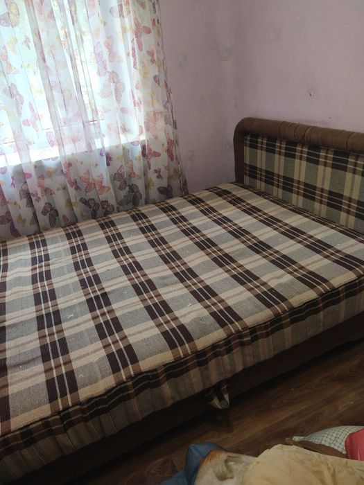 Даухспальняя кровать