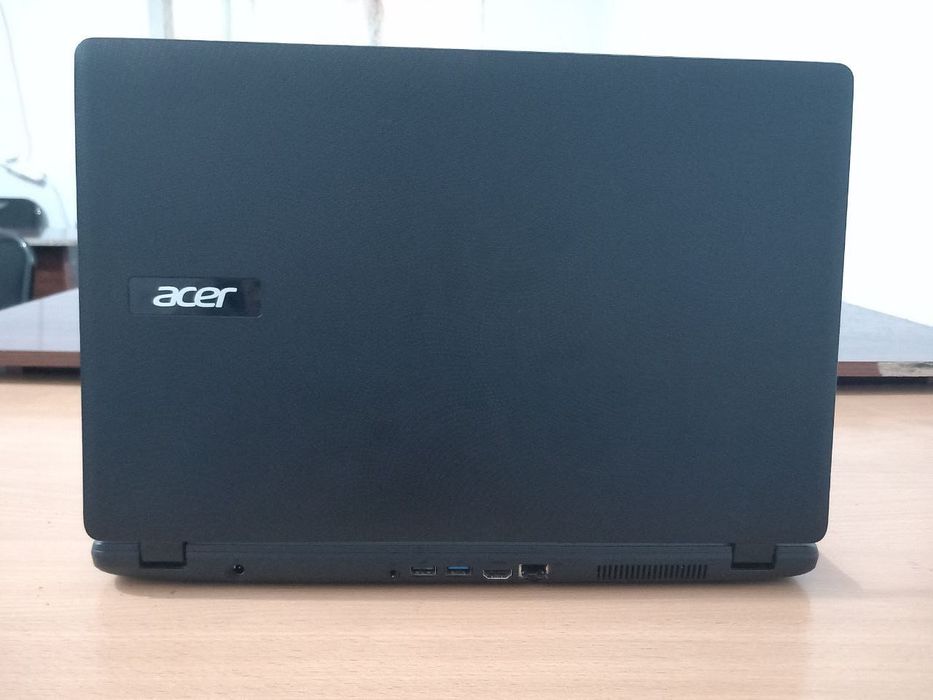 Noutbuk Acer Aspire