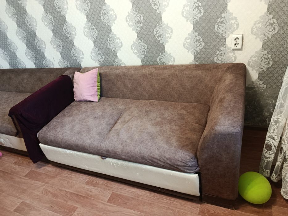 Отдам бесплатно диван