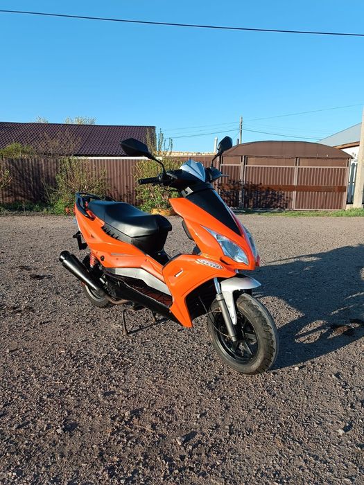 Продам отличный скутер!