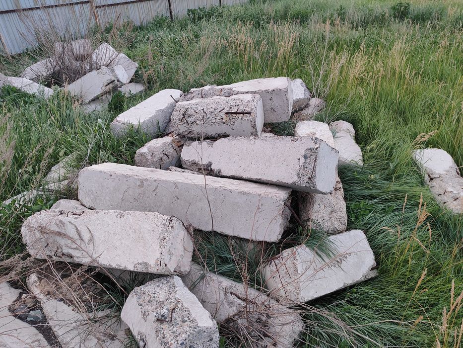 Продам бетонные блоки