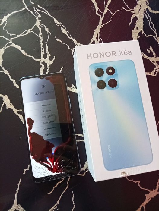 Продам Honor  X6.
