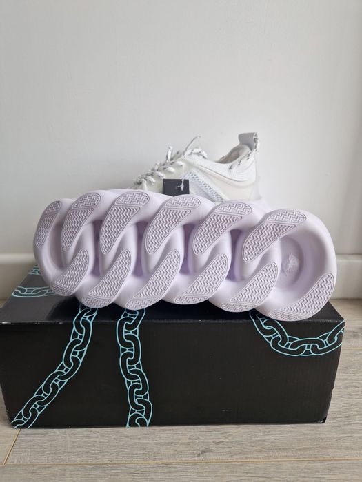 Chain Reaction - Marimea 42 - Albi