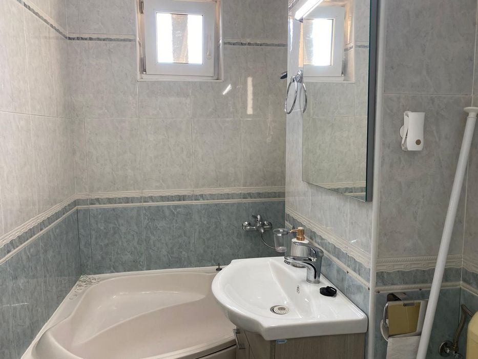 Închiriez apartament 2 camere