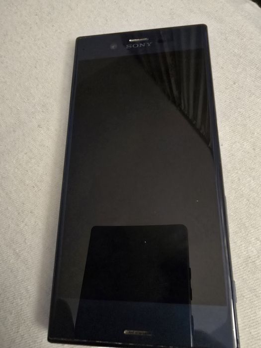 Pachet 2 Telefoane Sony Xperia: XZ (Funcțional) + Z5 (Piese/Display de