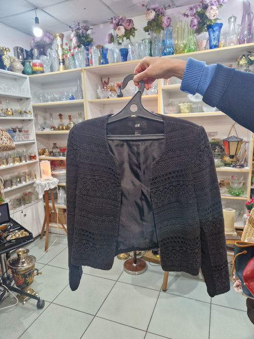 Продам женские пиджаки