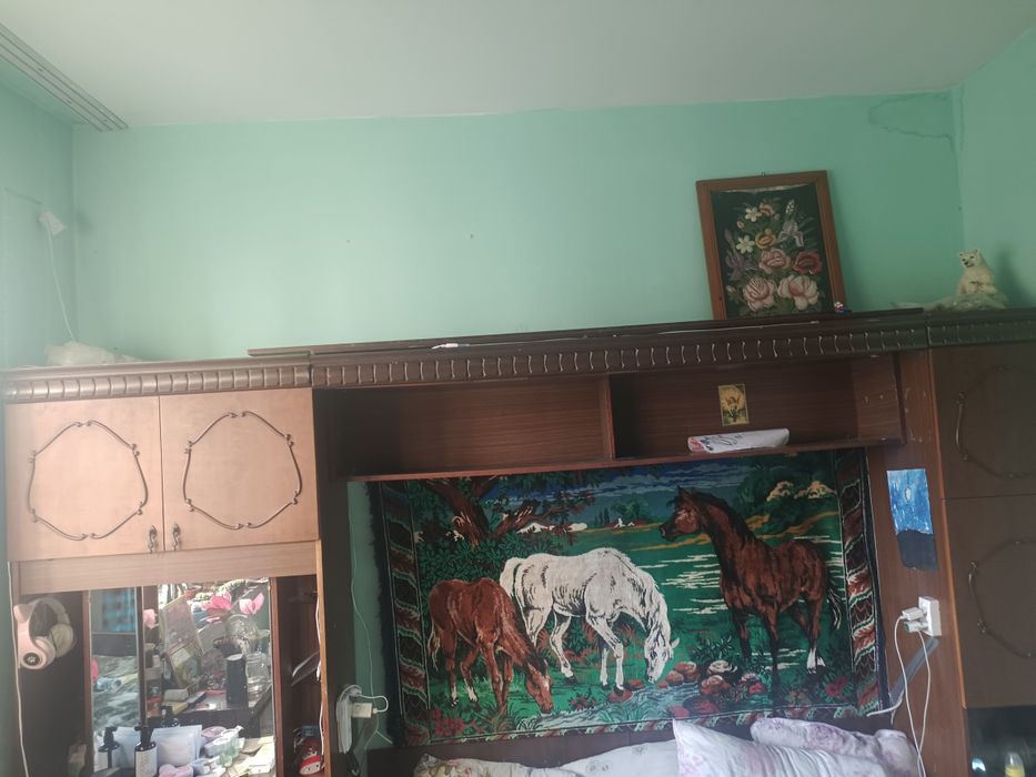 Продам спальный гарнитур