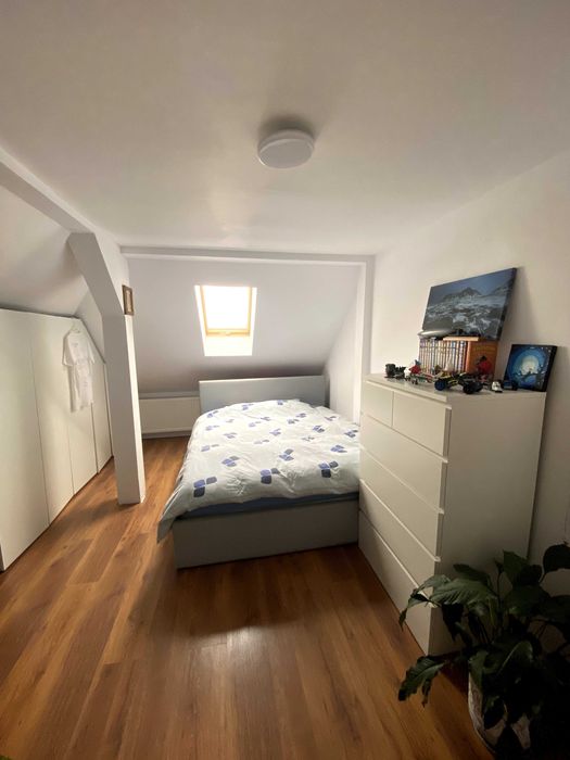 Apartament cu 4 camere si balcon spatios ( cartier Arhitectilor)