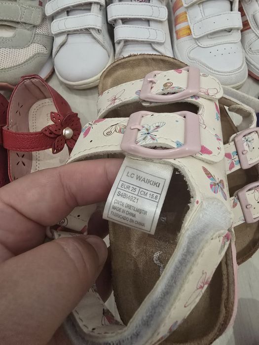 Летни сандалетки за момиче 25н