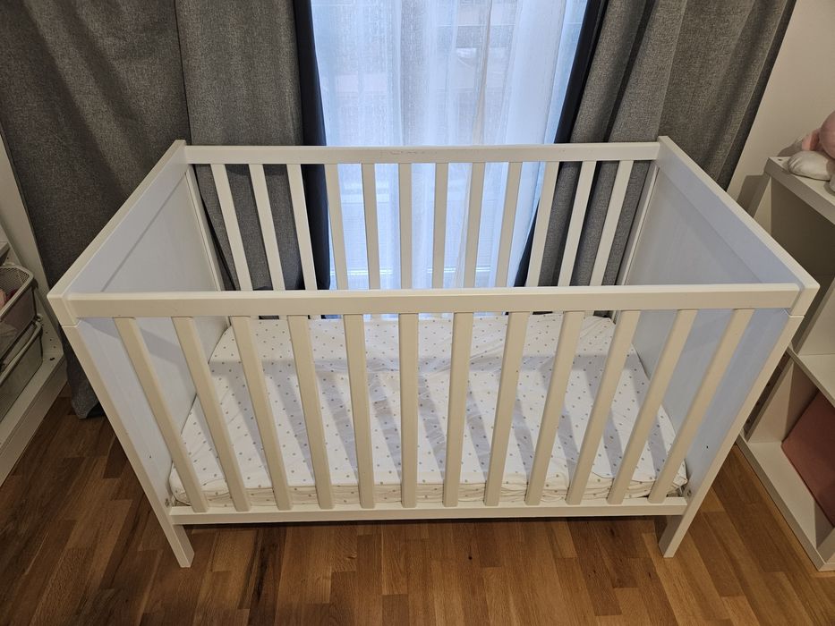 Pătuț bebeluș - folosit