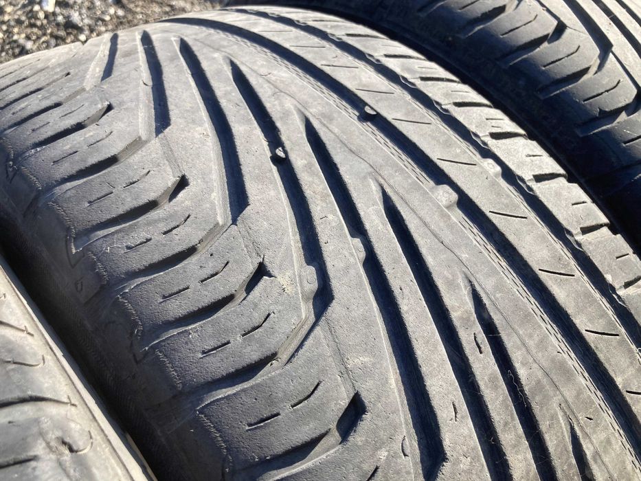 Всесезонни Гуми 225 55 18 Uniroyal