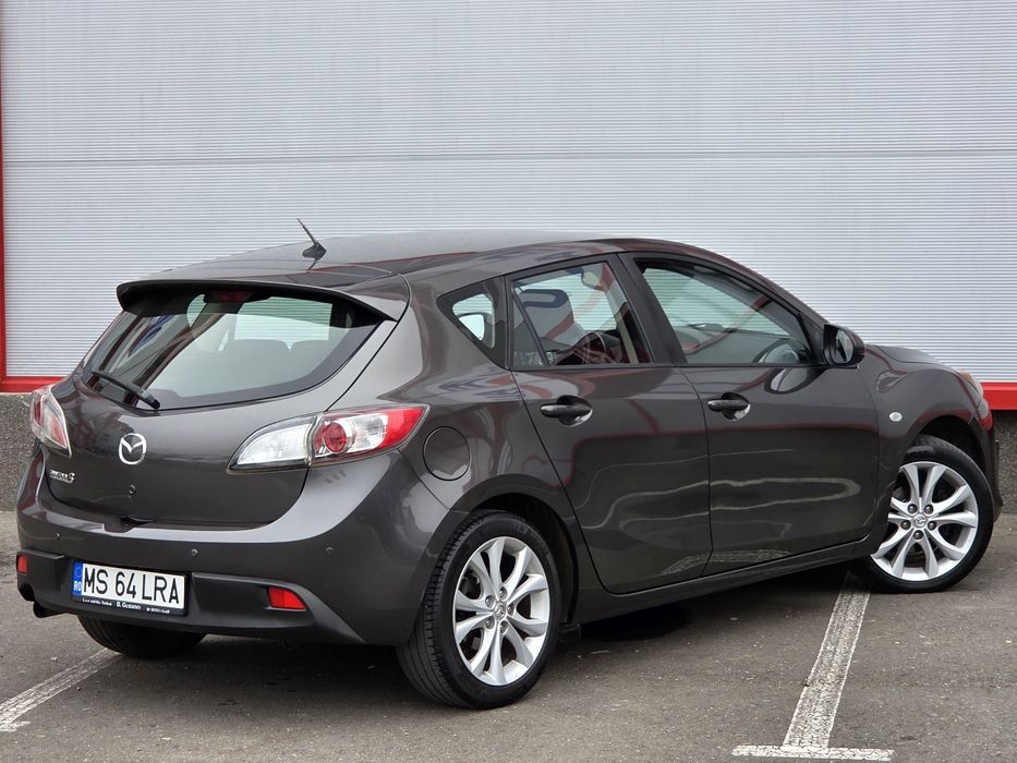 Mazda 3 / Diesel 1.6 / 109 Cp/ Navigatie/ Xenon/ Senzori P/ Scaune Înc