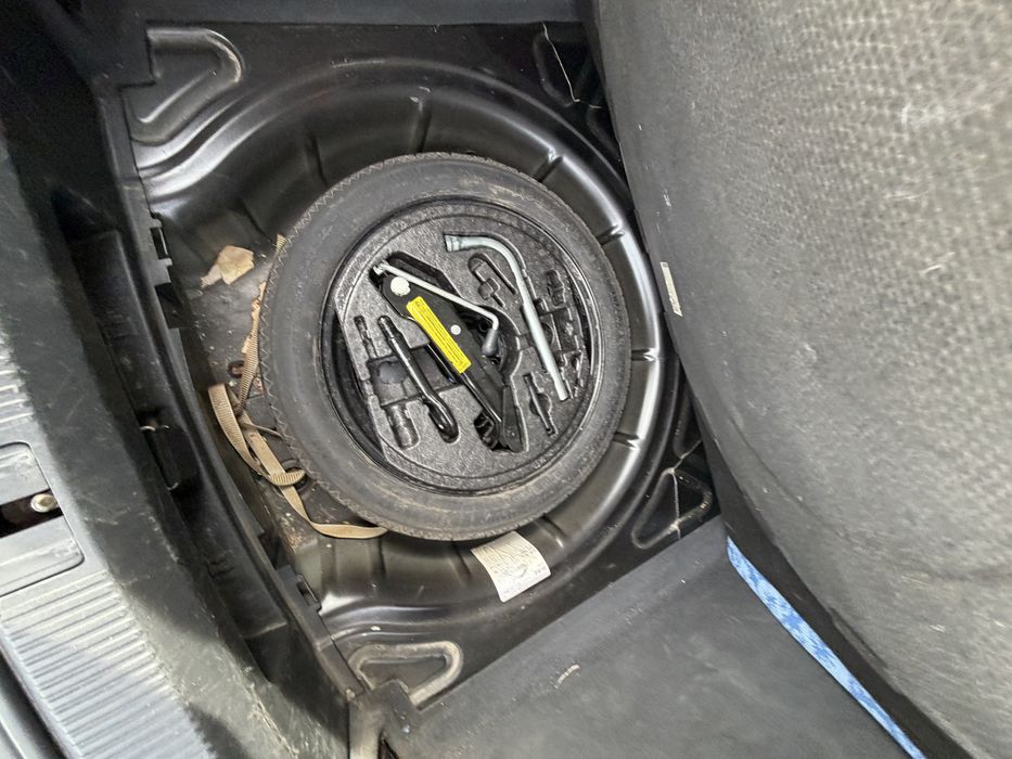 на части Audi A3 8P 1.6tdi CAY facelift  sportback 7ск автомат 105кс