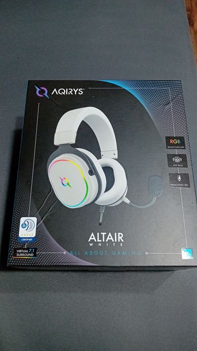 Vand caști aqirys altair perfect functionale