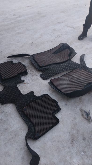 Продам авто коврики