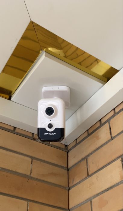 Ustanofka kamera i wifi