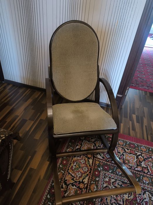 tebranadigan kreslo