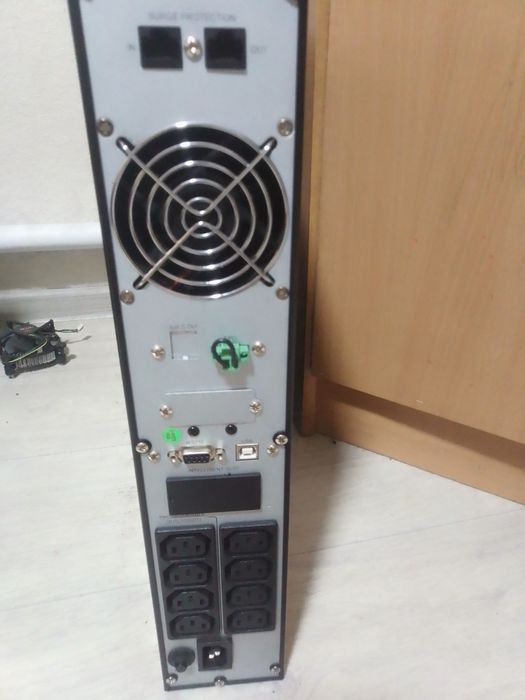 Продам бесперебойник
