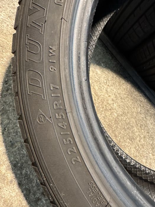 Гуми 225/45/17 DUNLOP SPSport Fast Response