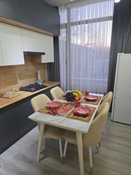 Посуточно / Квартира / Юнусабад 4 кв / Посольство США / Метро