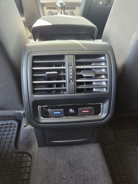 VOLKSWAGEN Passat 2015 — imagine 5