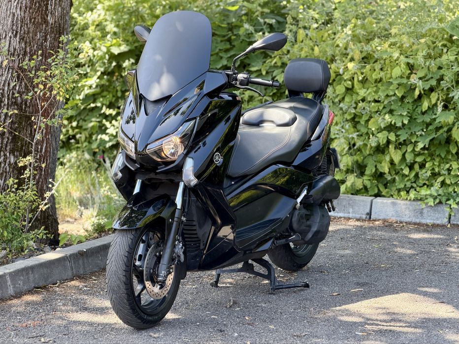 Yamaha Xmax 125cc 2015 ABS / Toba Akrapovic