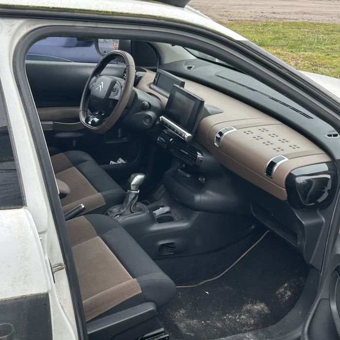 На части! Citroen C4 Cactus 1.6hdi