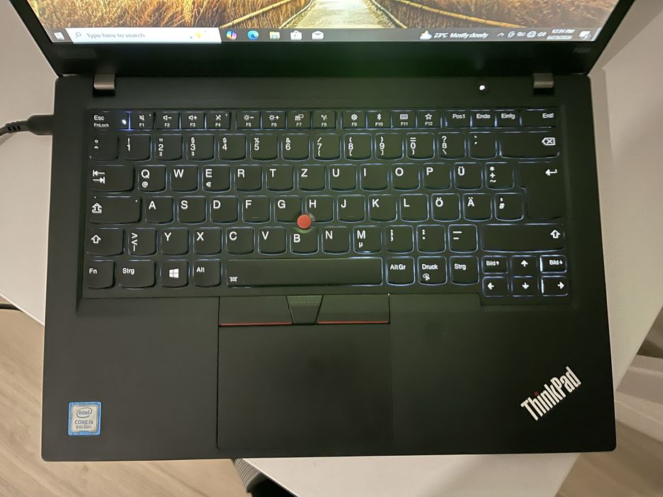 Laptop Lenovo ThinkPad T490  Intel Core i5-8265U Octa Core ~1,8ghz