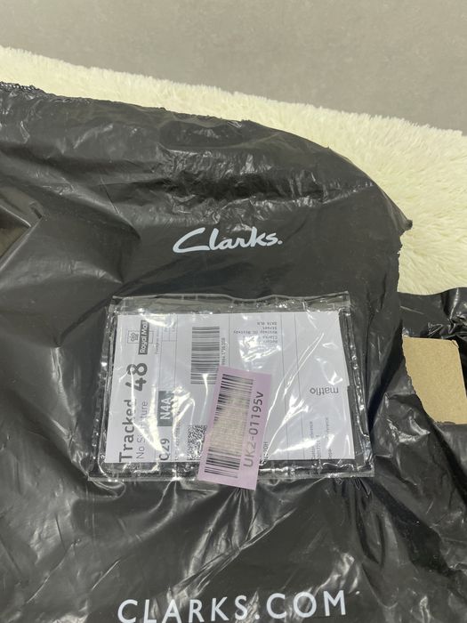 Женские черные туфли clarks