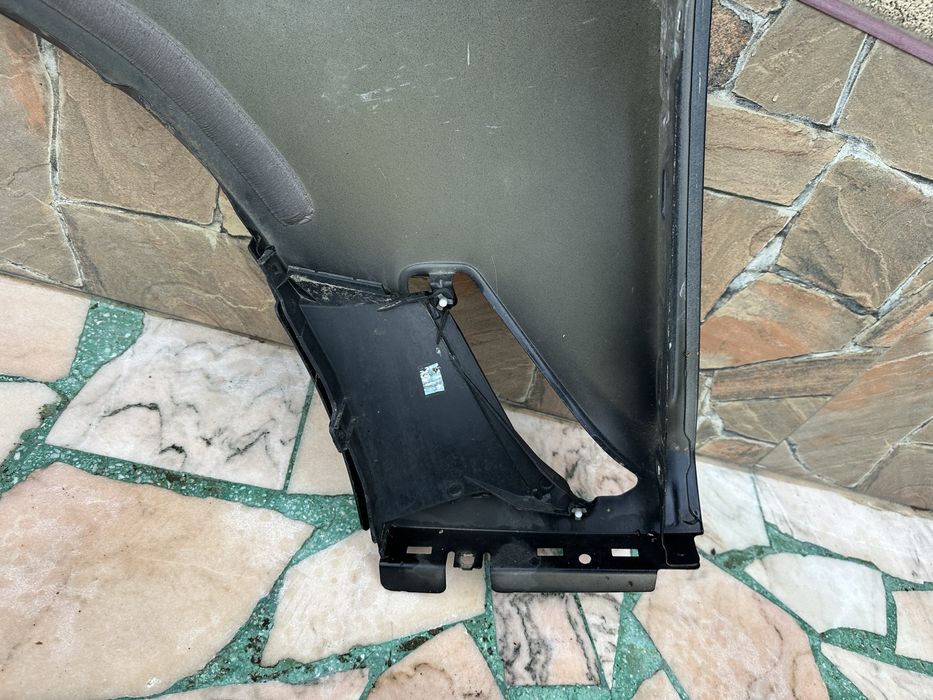 Aripa dreapta fata bmw g11 / g12 cu defect