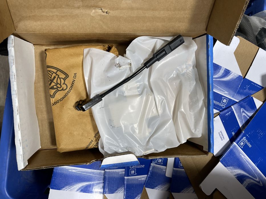 Tahoe-2 kalodka GM original Datchili