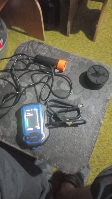 Продам эхолот практик 8