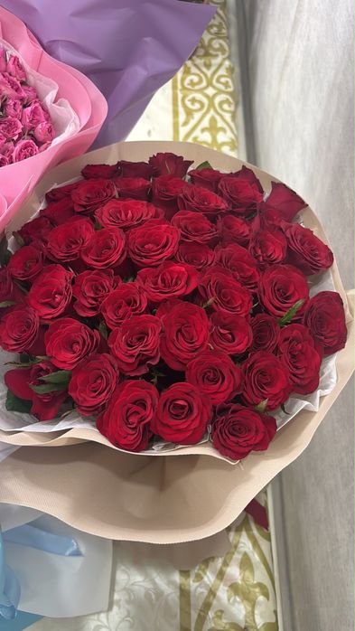 Продам цветы букеты …