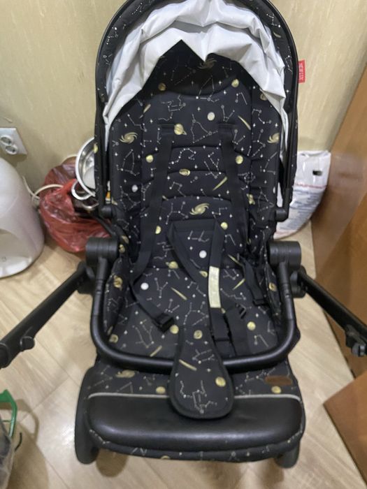 Продам коляску, стульчик , шезлонг