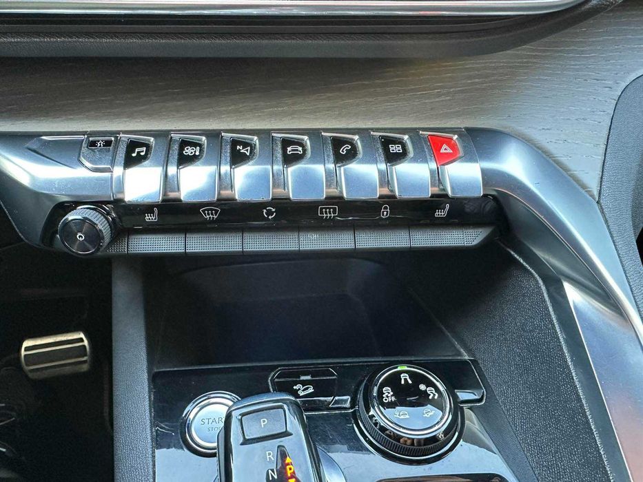 PEUGEOT 3008 2.0 HDI масаж/подгрев/реални километри