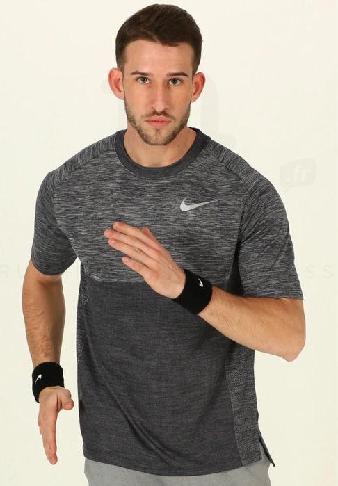 Nike,The North Face мъжки спортни тениски размер М