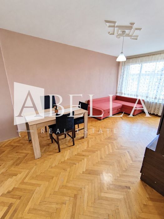 Продава се Тристаен апартамент в София, Надежда 4 - 90 кв.м за 1967 €/кв.м - Снимка #11